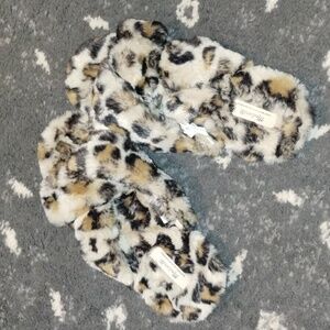 Madewell fuzzy slippers